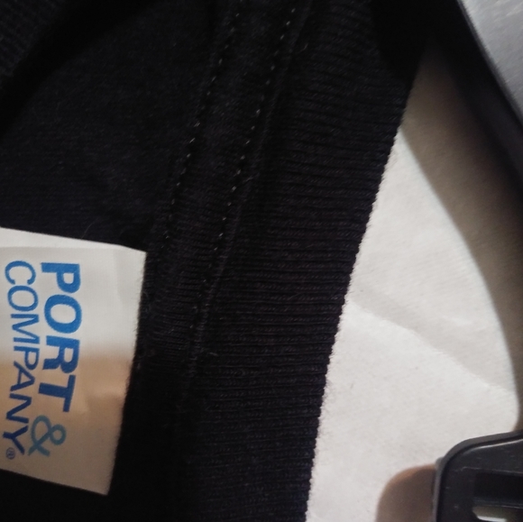 CHRISTMAS Teeshirt by PORT and CO. - Picture 2 of 7